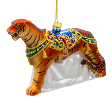 Load image into Gallery viewer, Bellissimo Tiger Glass Ornament 6.5&quot;

