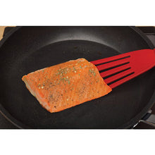 Load image into Gallery viewer, Nonstick Fish Spatula
