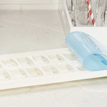 Load image into Gallery viewer, No-Spill Ice Cube Tray
