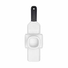 Load image into Gallery viewer, Garlic Slicer
