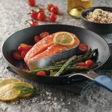 Load image into Gallery viewer, Carbon Steel Fry Pan 10&quot;
